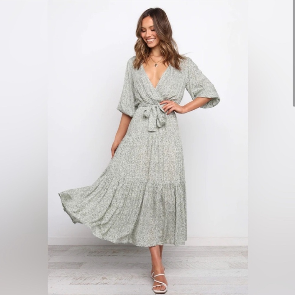 Petal + Pup Hadyn Dress NWT